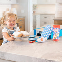 Fat Brain Pretendables Cinnamon Roll Set