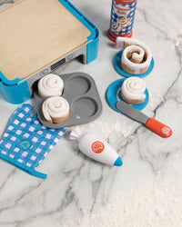 Fat Brain Pretendables Cinnamon Roll Set