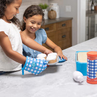 Fat Brain Pretendables Cinnamon Roll Set
