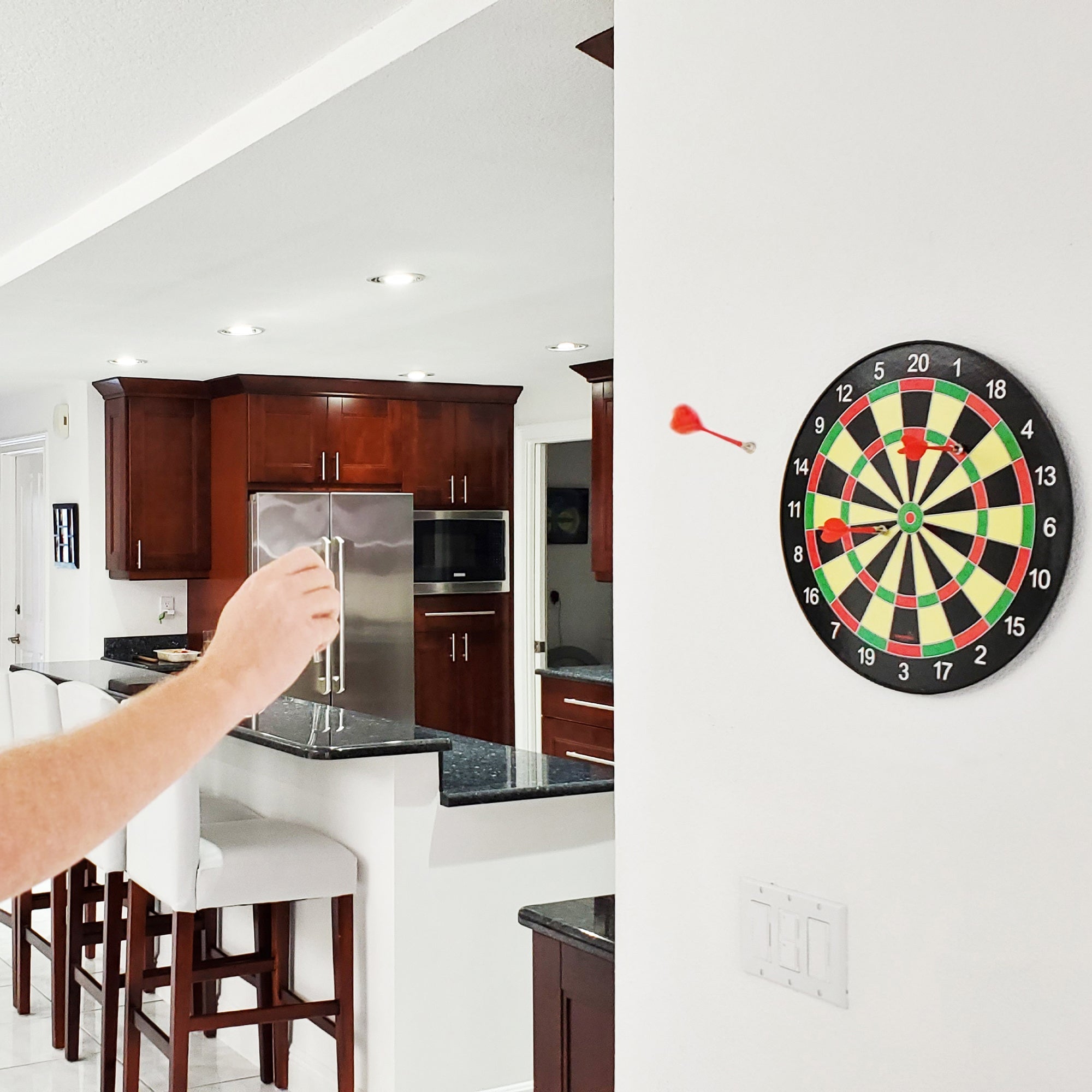 Funsparks Magnetic Dart Board Magno Darts