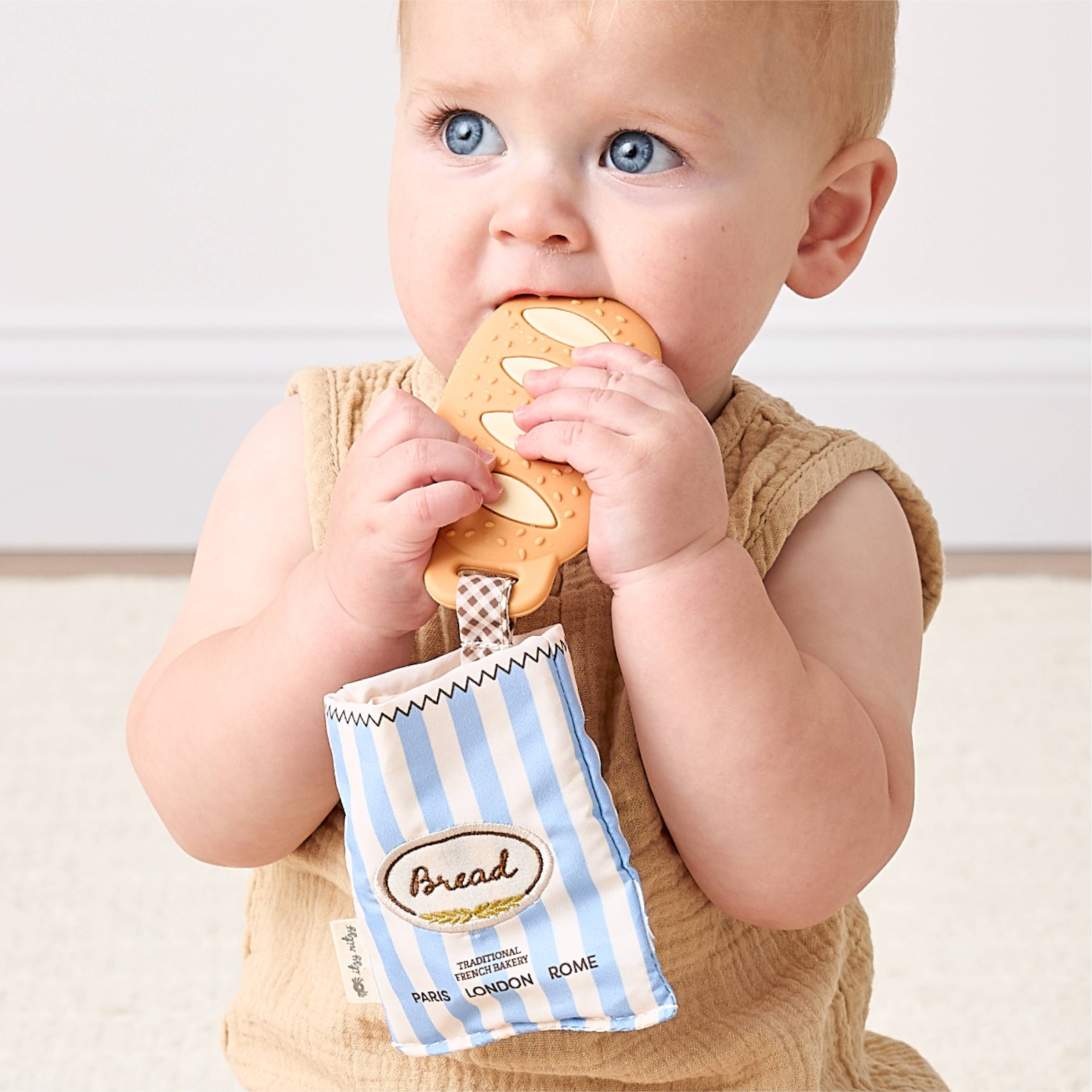 Itzy Ritzy - Baguette Teensy Crinkle