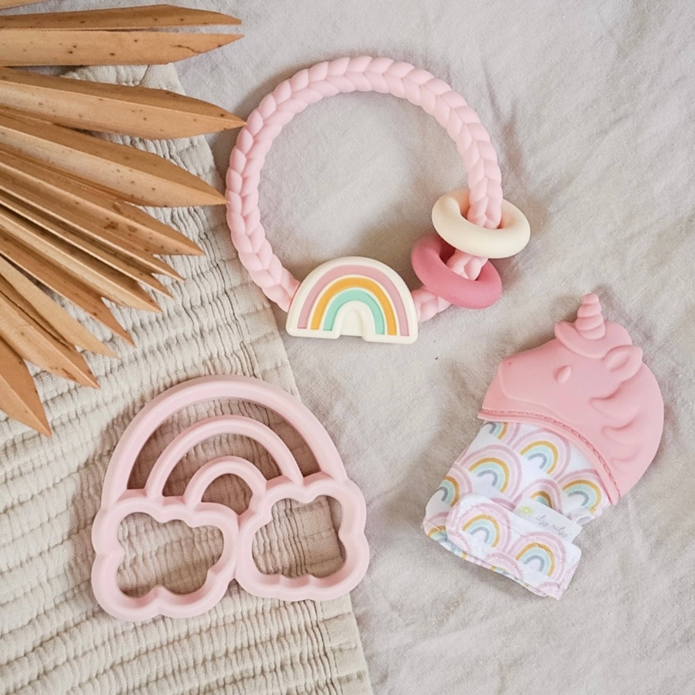 Itzy Ritzy Ritzy Rattle™ Silicone Teether Rattles