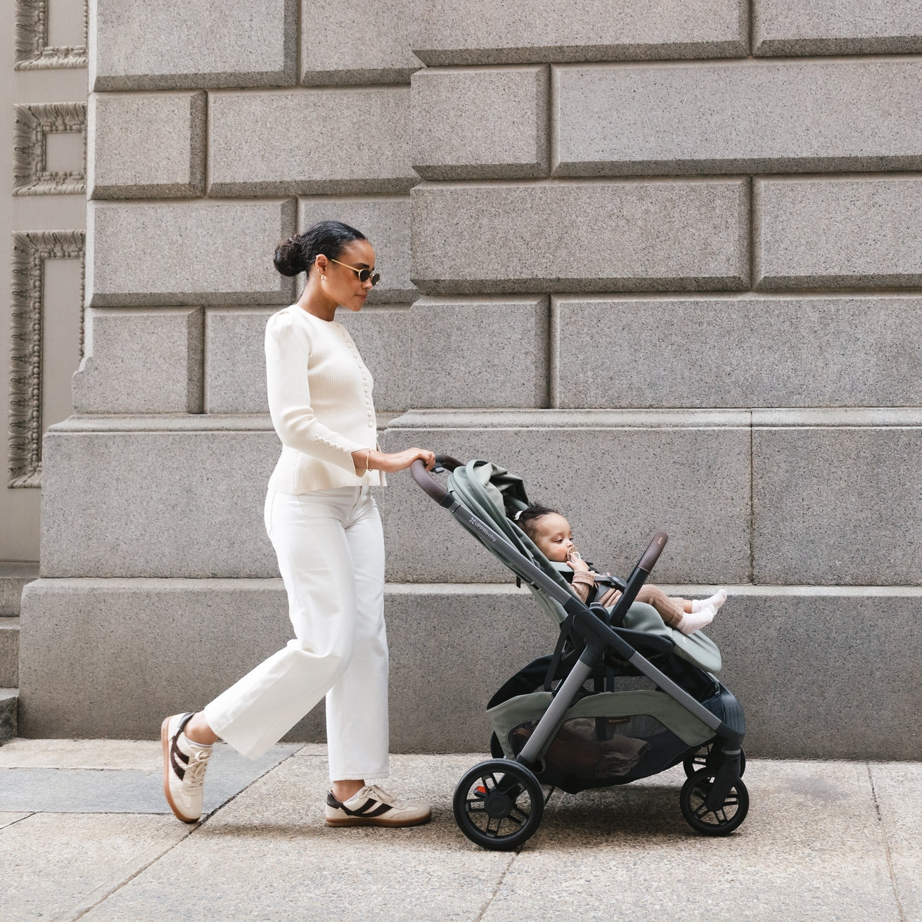 UPPAbaby Kona Stroller | PRE-ORDER | SHIPS LATE SEPTEMBER