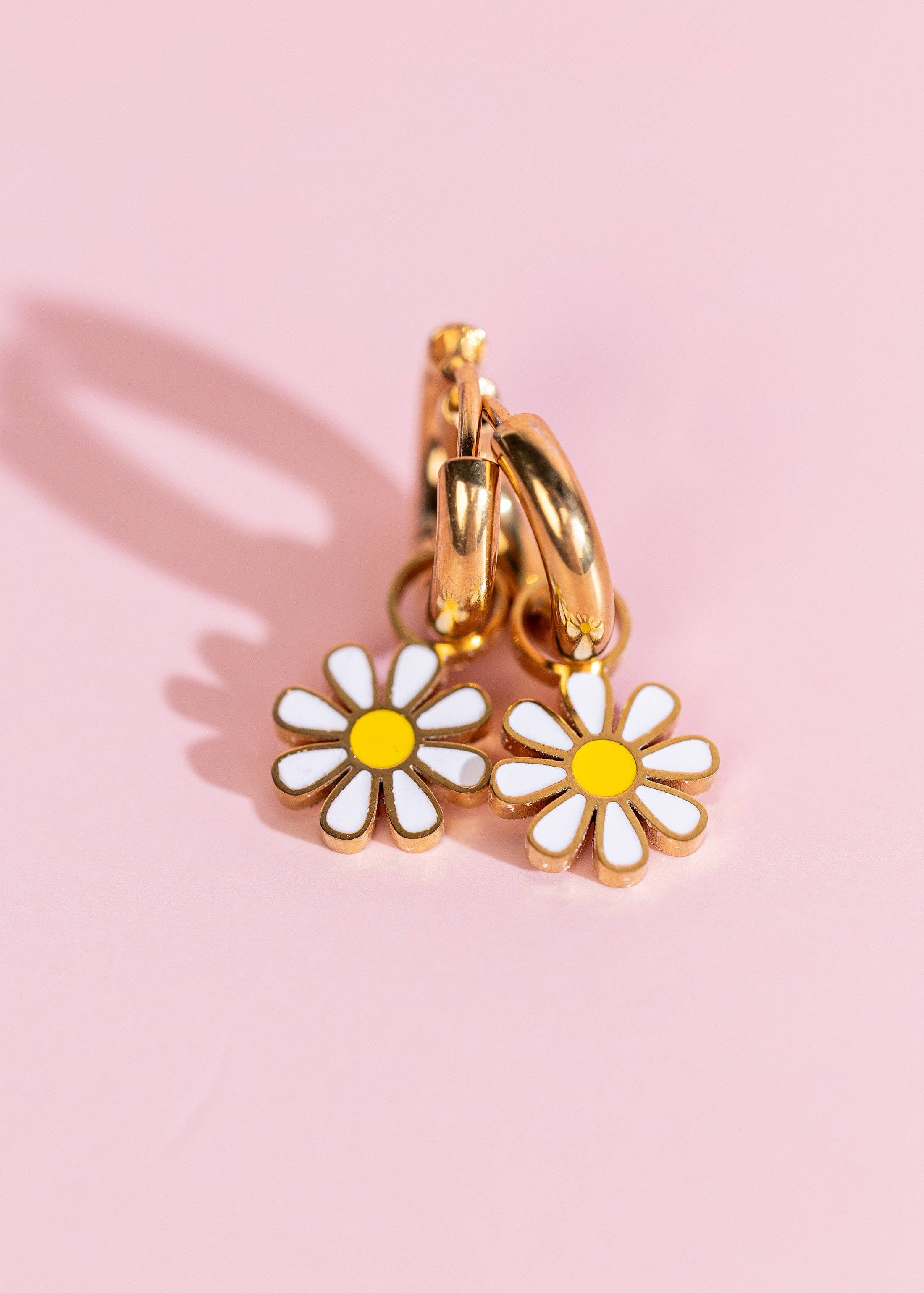 Pierced Co - White Daisy Charms