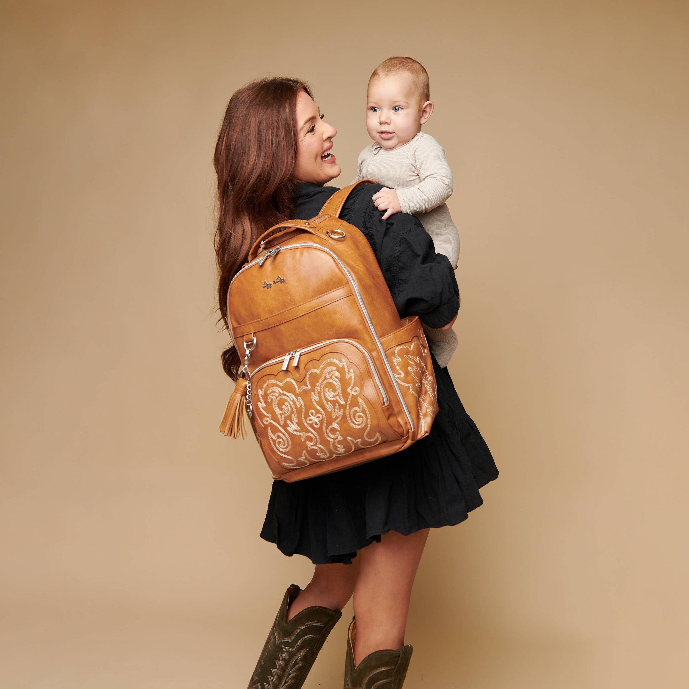 Itzy Ritzy Nash Saddle Boss Plus™