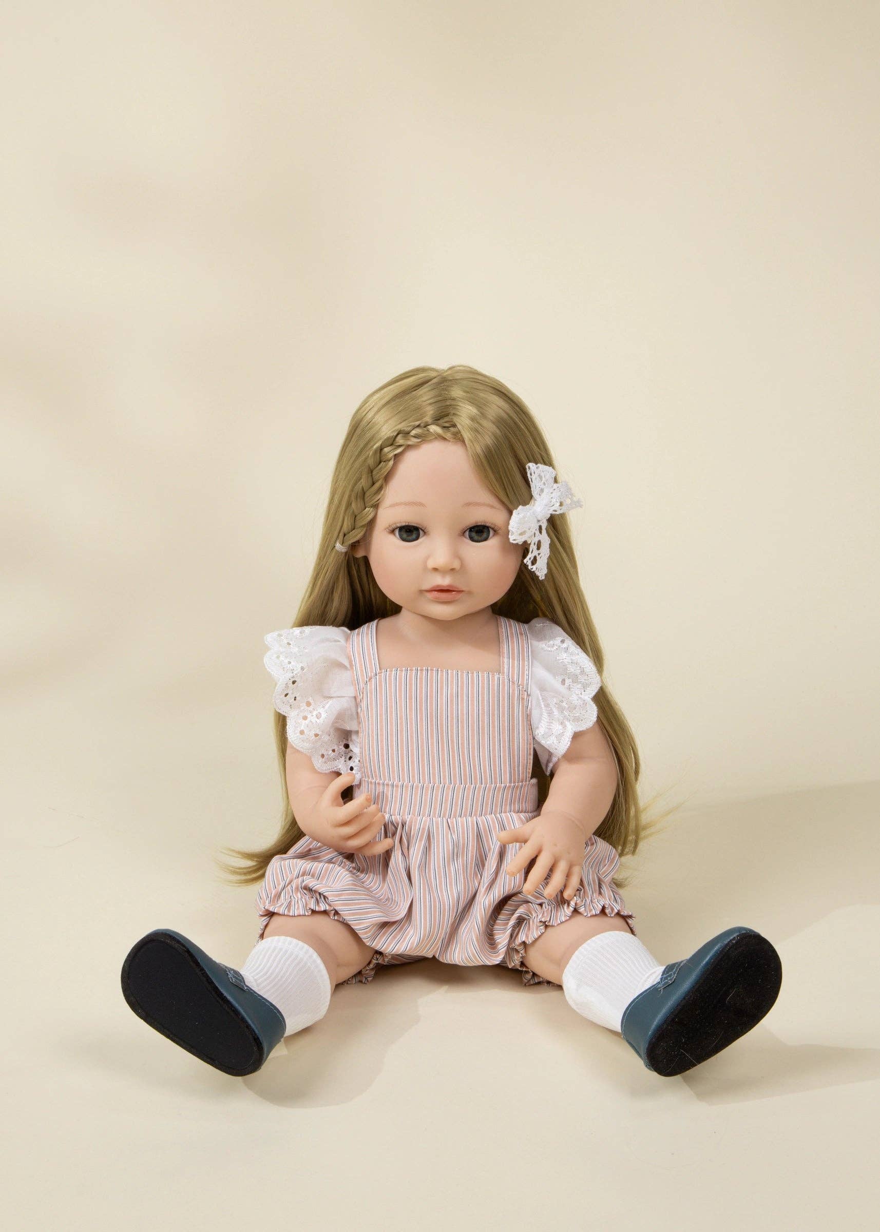 Coco Village - CocoFriends Chloe – 22" (56 cm) Kids Play Doll