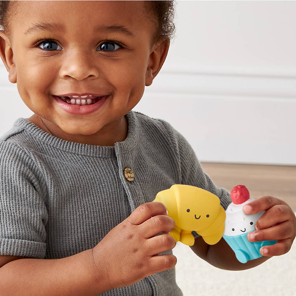 Itzy Ritzy Itzy Play Bakery™ Put & Take Toy