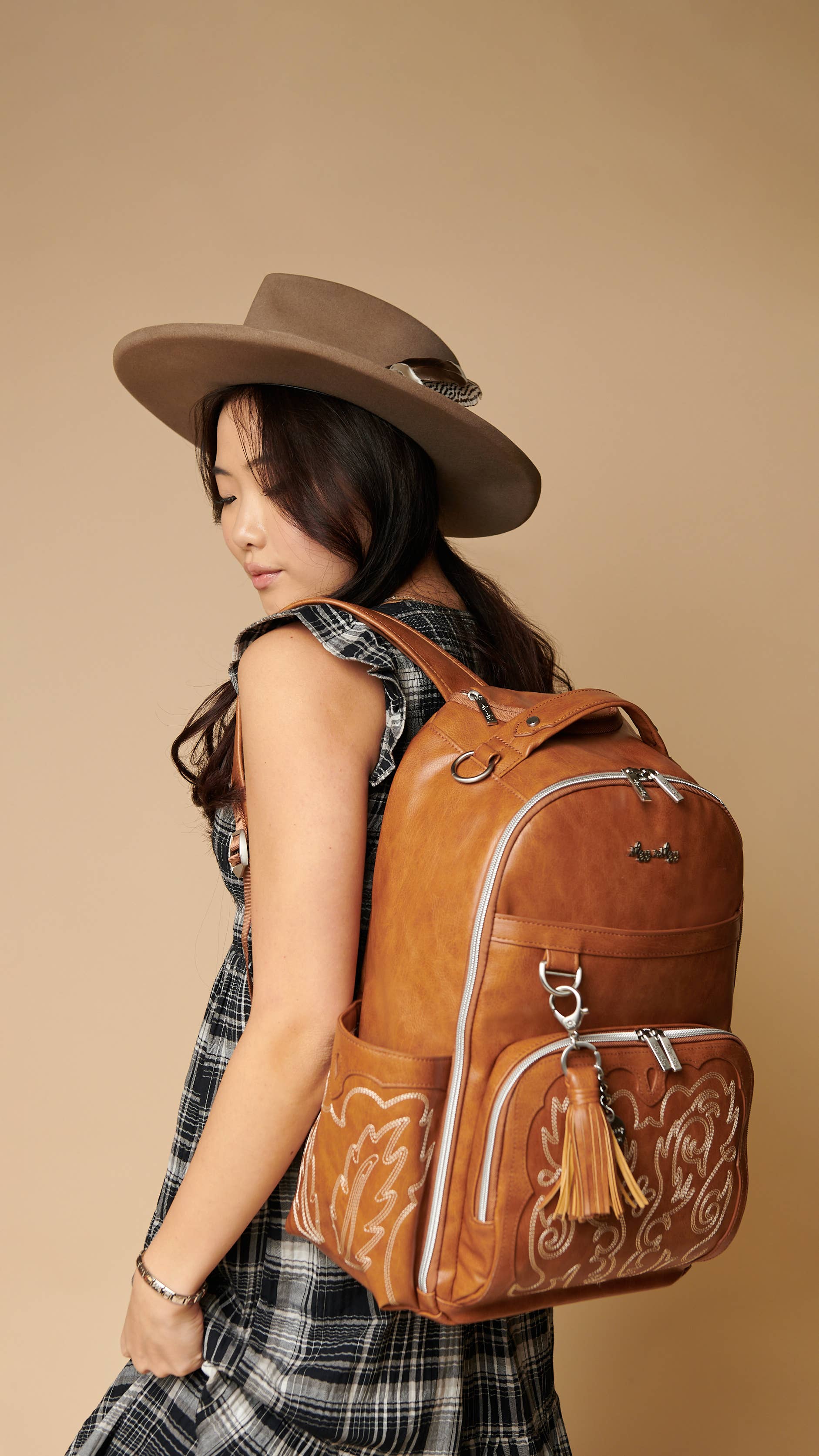 Itzy Ritzy Nash Saddle Boss Plus™