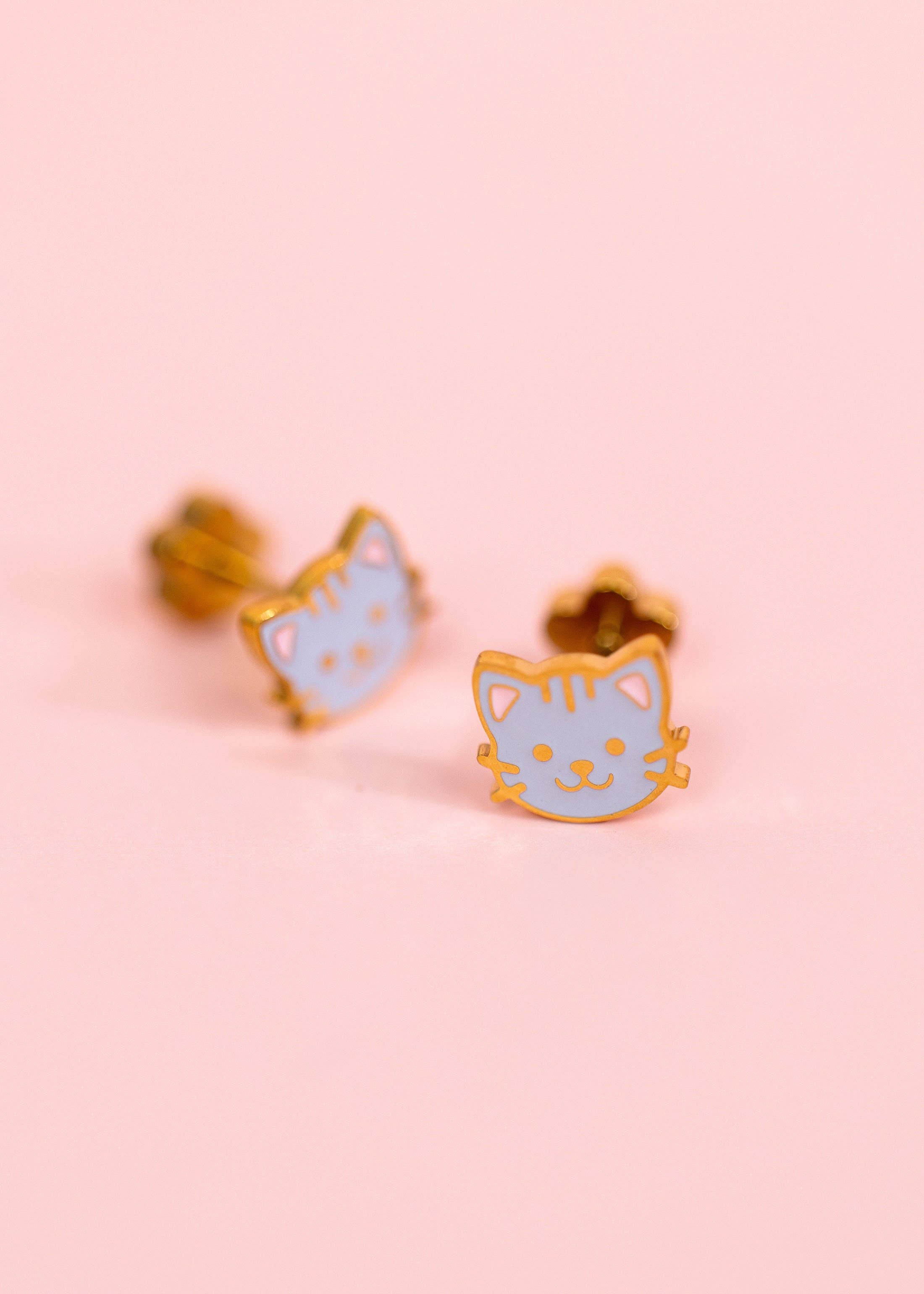 Pierced Co - Gray Cat