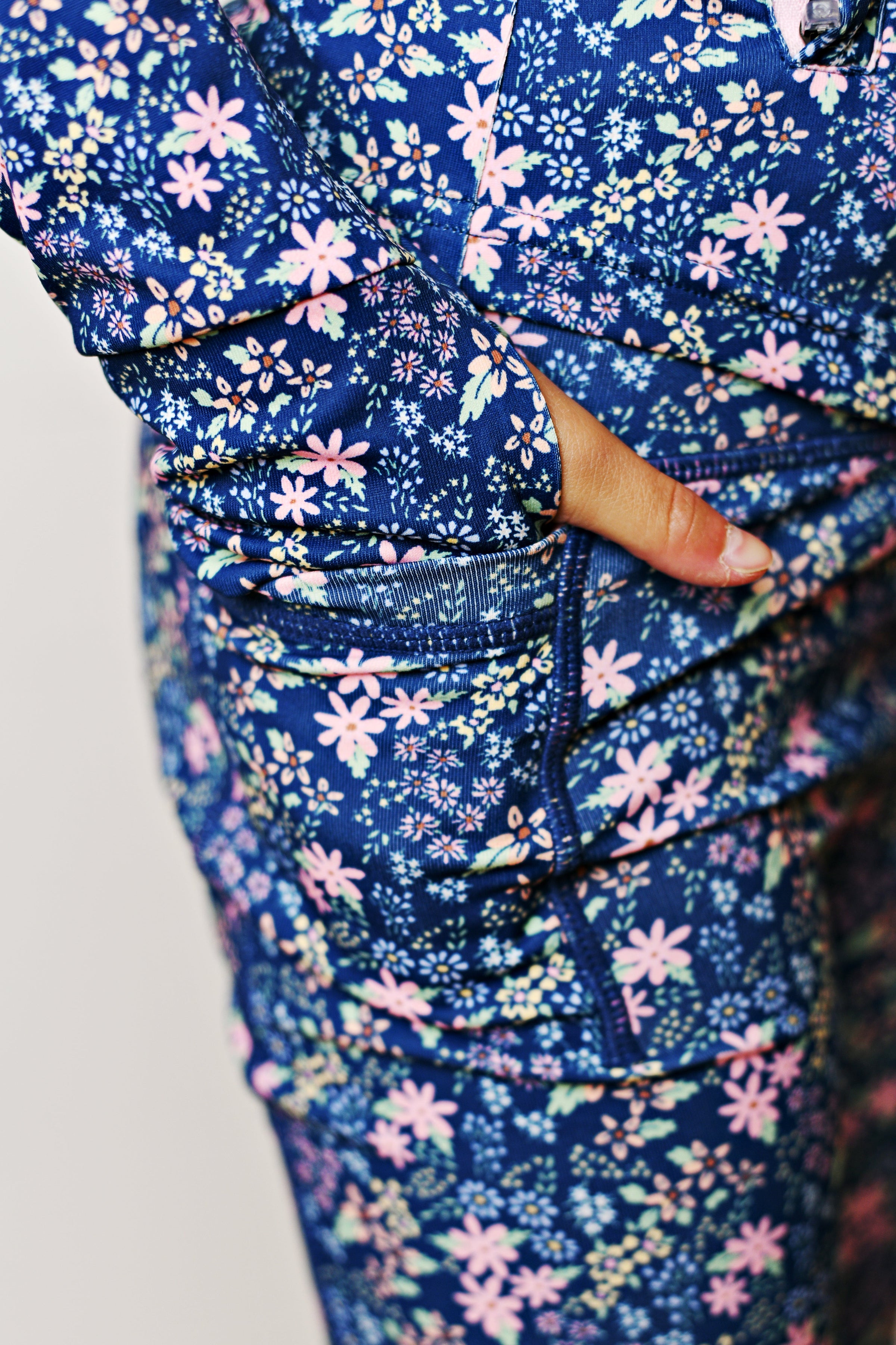 Swoon Kids Navy Ditsy Floral Active Leggings