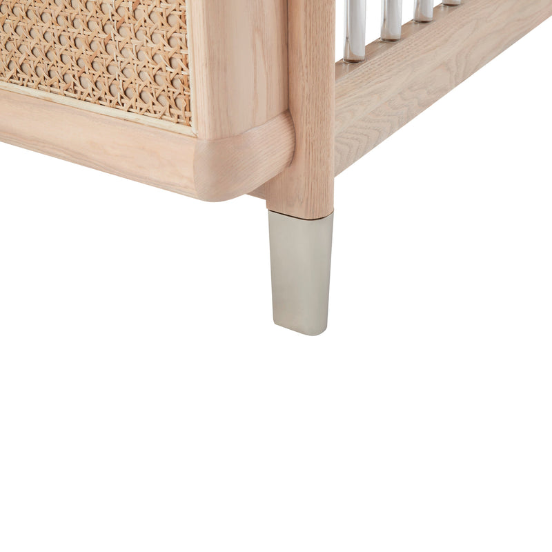 Maxi-Cosi Nursery Brisa 4-in-1 Convertible Crib with Toddler Bed/Daybed Conversion Kit