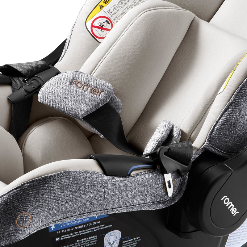 Romer Juni Infant Car Seat with Versa Base