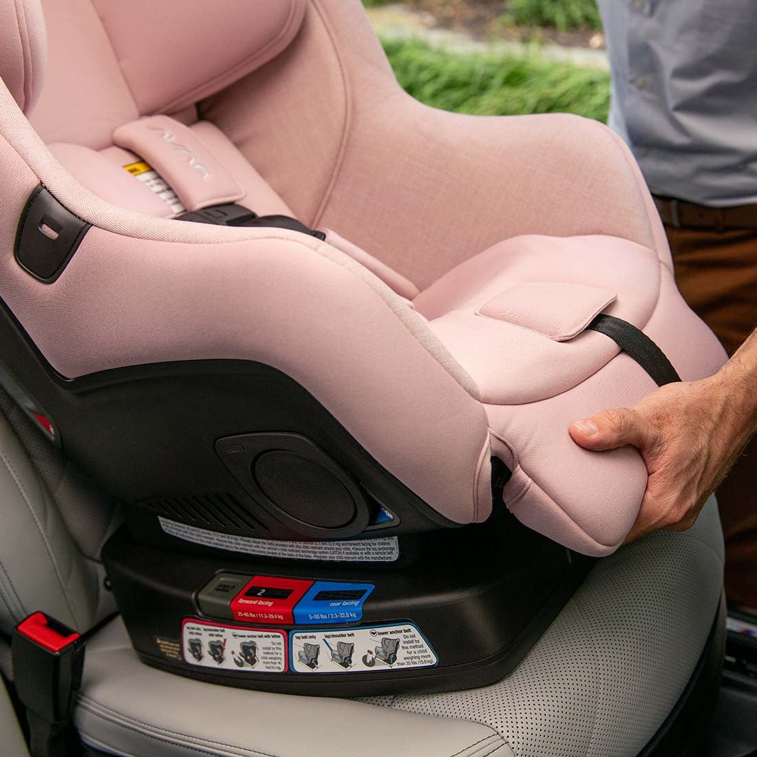 Nuna RAVA Convertible Car Seat | Thistle Collection