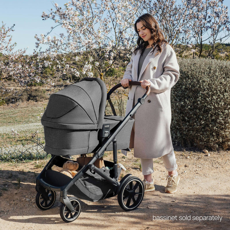 Romer Juni Infant Car Seat + Tura Stroller Travel System