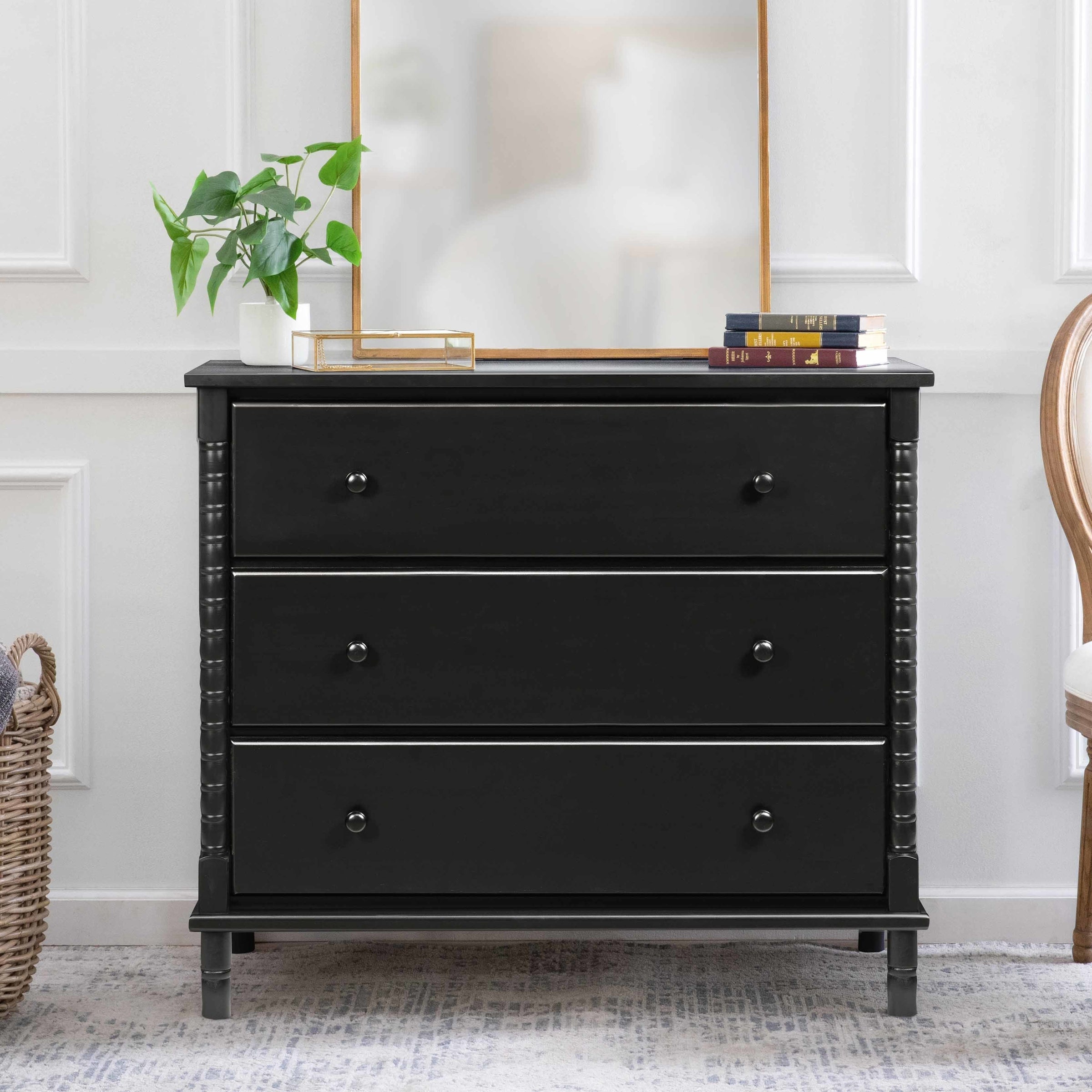DaVinci Jenny Lind Spindle 3-Drawer Dresser