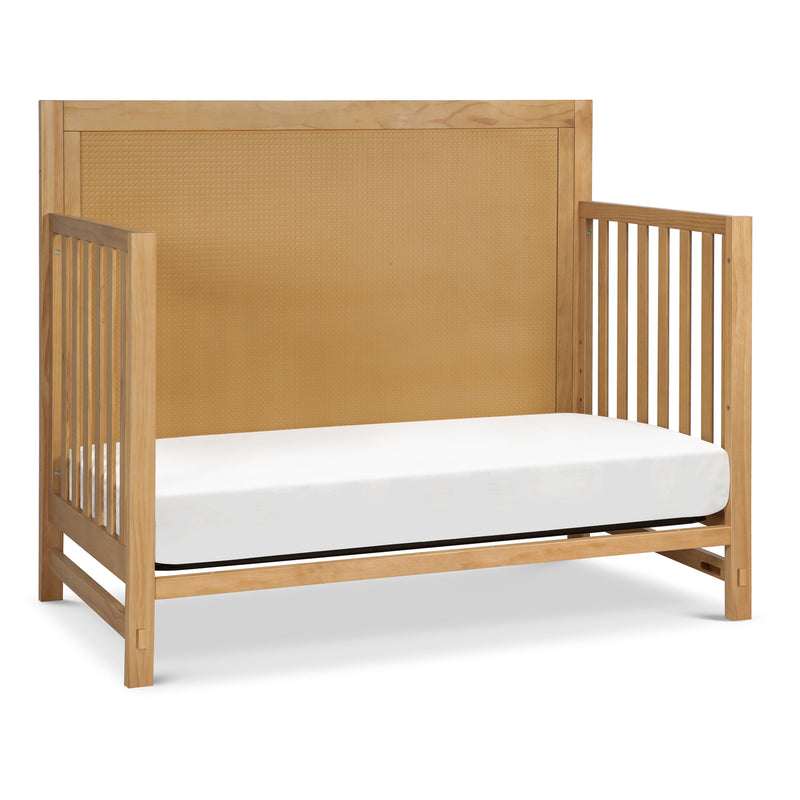 DaVinci Margot 4-in-1 Convertible Crib