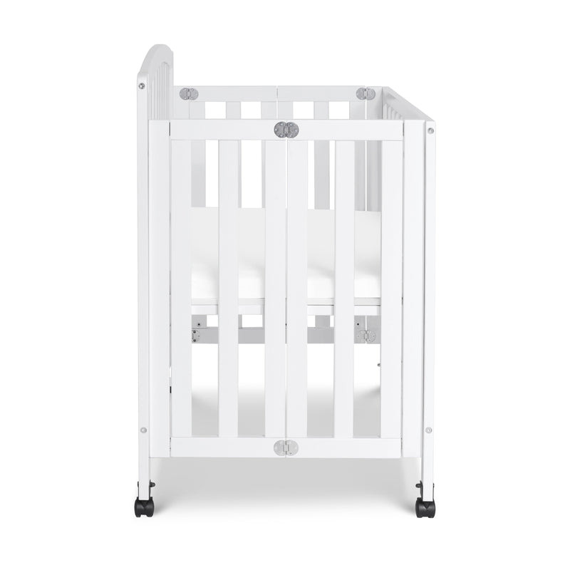 DaVinci Dylan Folding Portable 3-in-1 Mini Crib