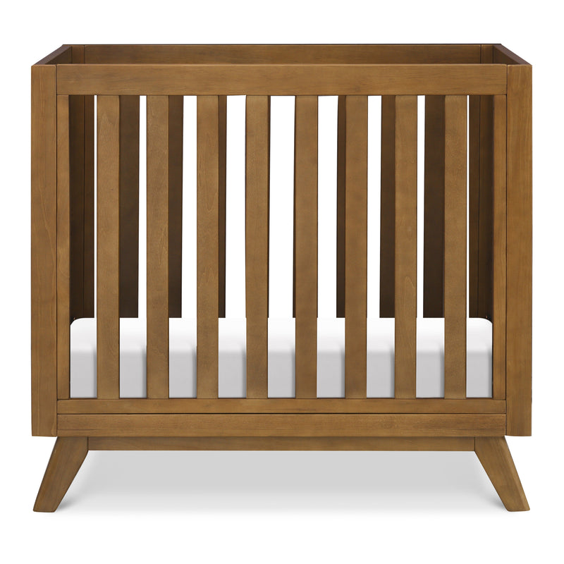 DaVinci Otto 3-in-1 Convertible Mini Crib with 4" Mattress