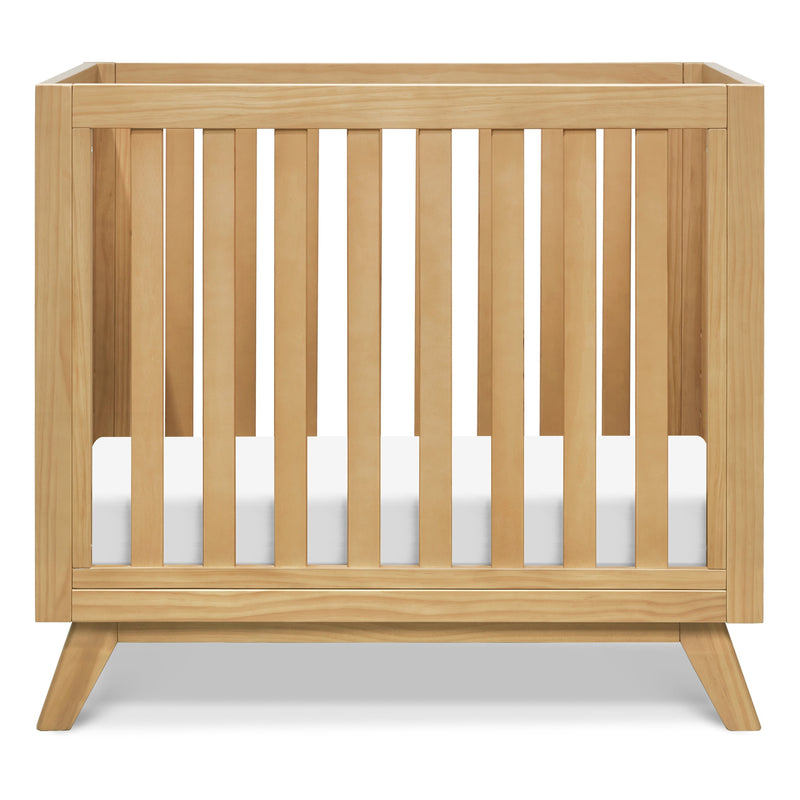 DaVinci Otto 3-in-1 Convertible Mini Crib with 4" Mattress