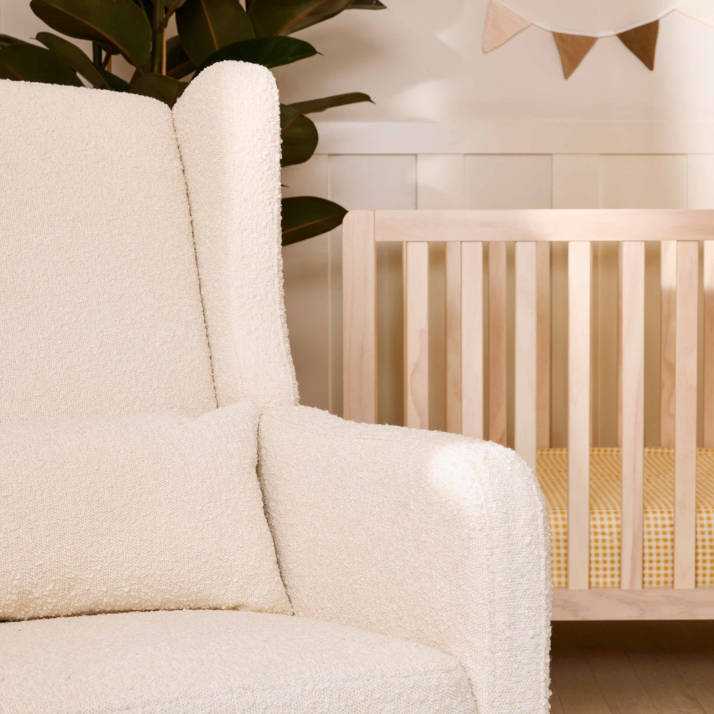 DaVinci Arlo Recliner and Swivel Glider | Ivory Boucle Fabric