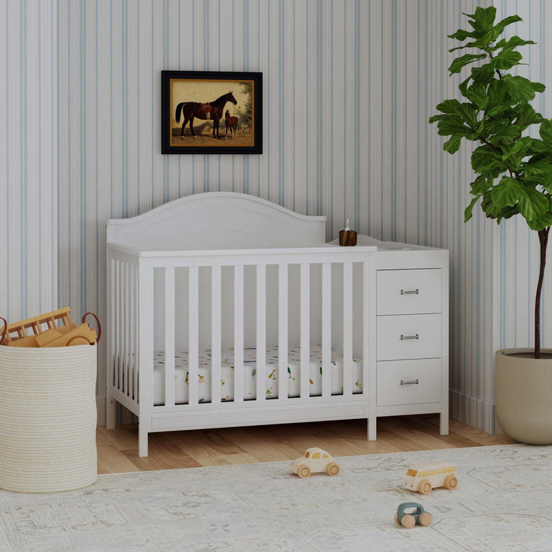 DaVinci Charlie 4-in-1 Convertible Mini Crib & Changer