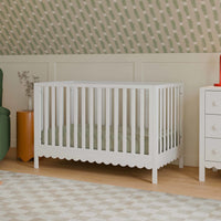 DaVinci Sammy Scallop 4-in-1  Convertible Crib