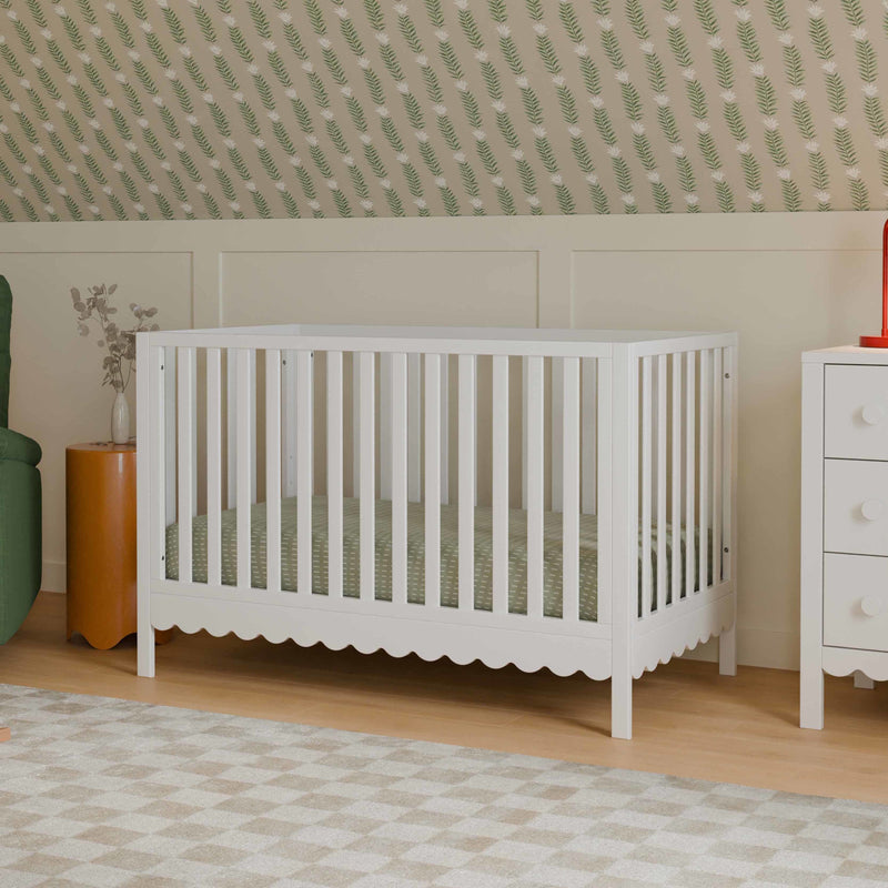 DaVinci Sammy Scallop 4-in-1  Convertible Crib
