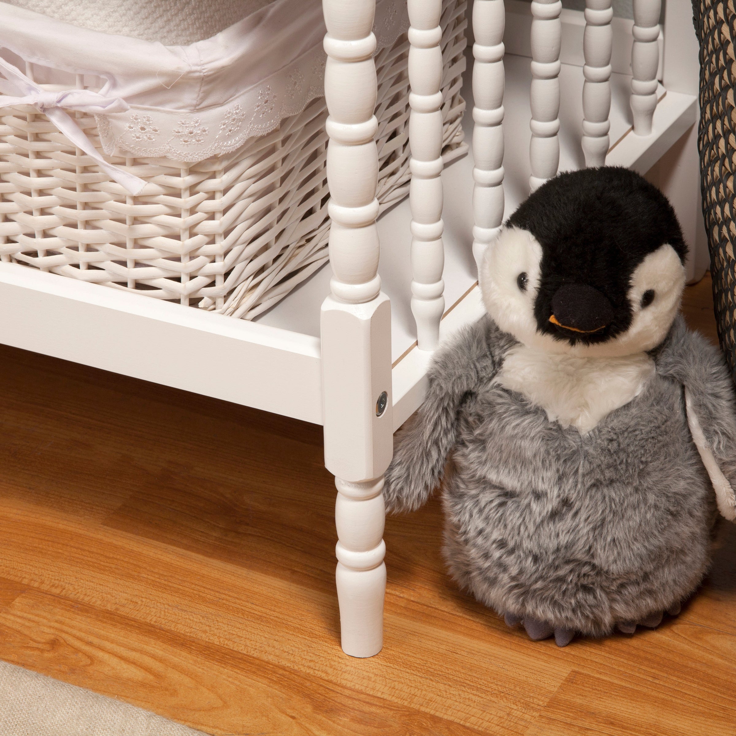 DaVinci Jenny Lind Changing Table