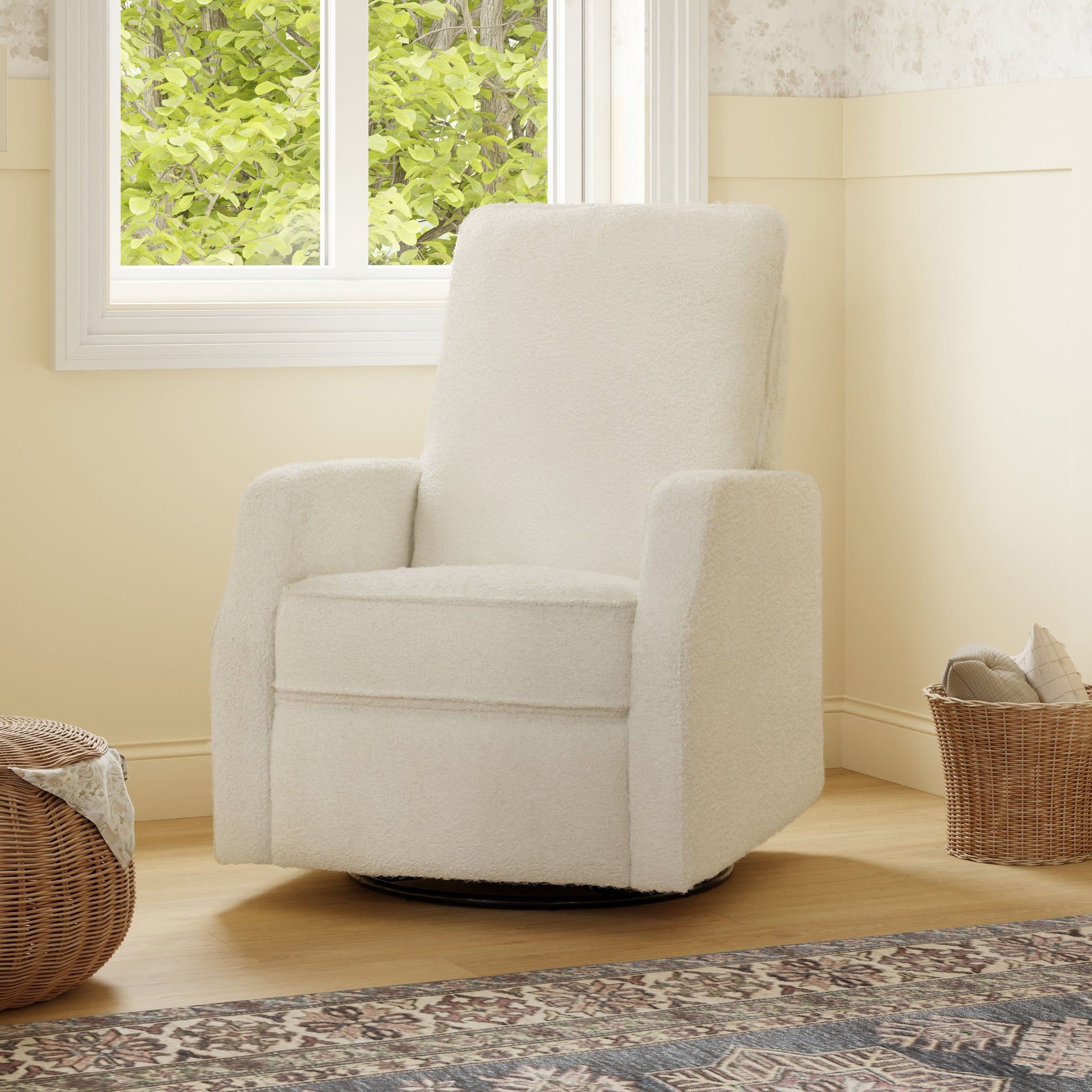 DaVinci Lucas Pillowback Swivel Recliner