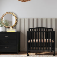 DaVinci Dylan Folding Portable 3-in-1 Mini Crib