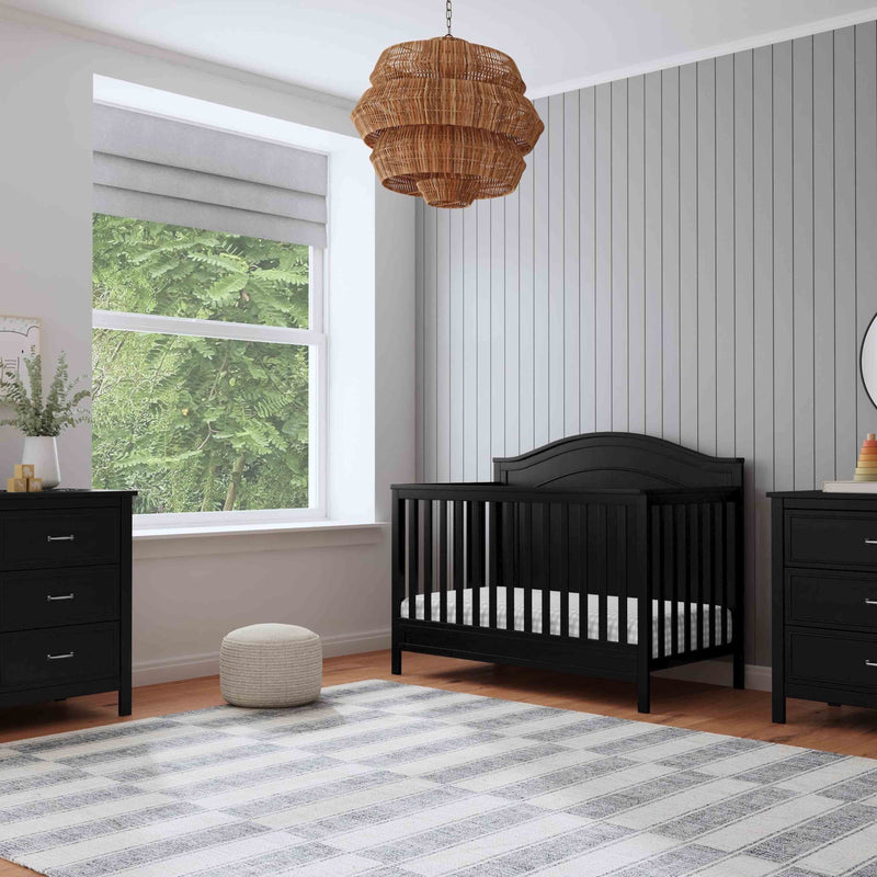 DaVinci Charlie 4-in-1 Convertible Crib