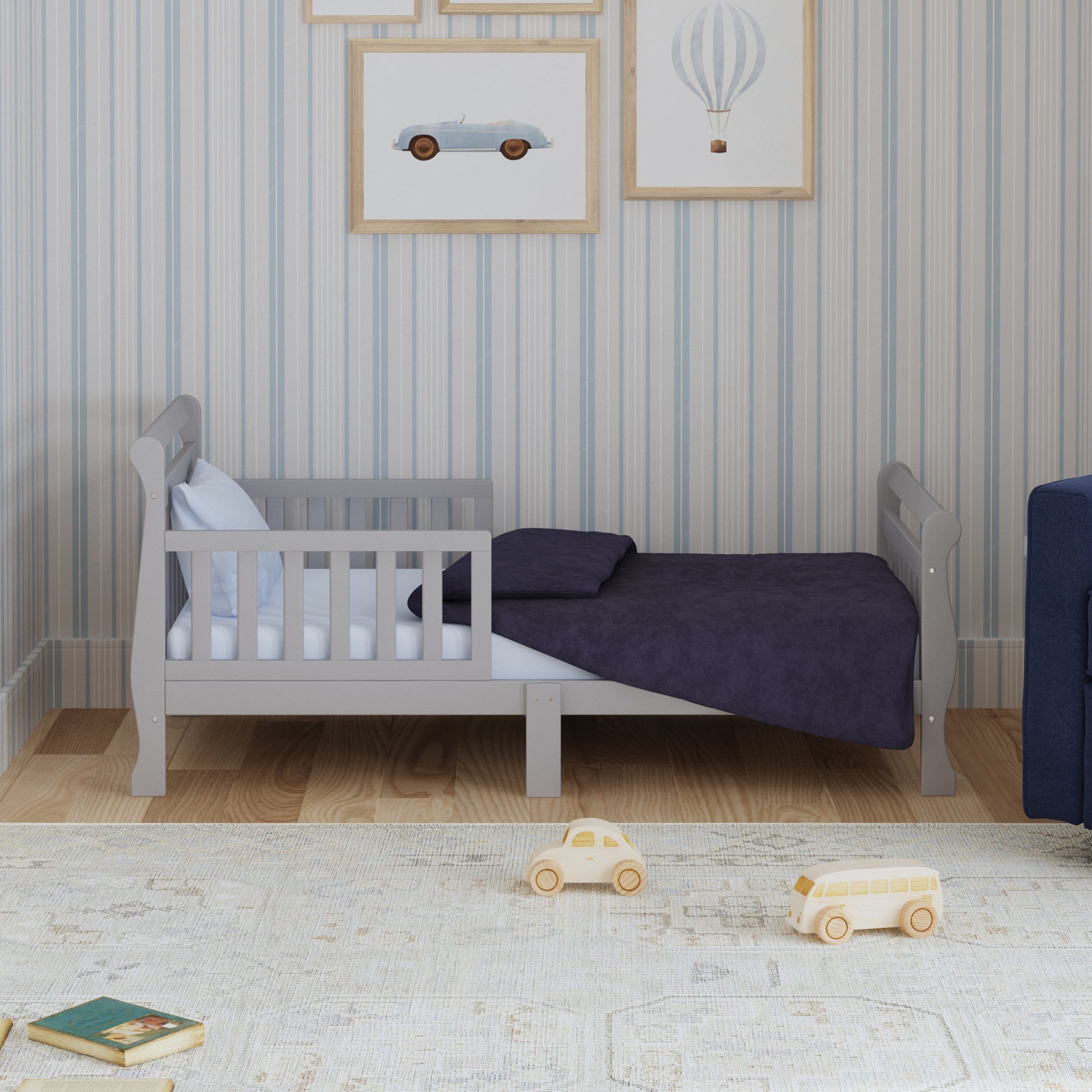 DaVinci Sleigh Toddler Bed