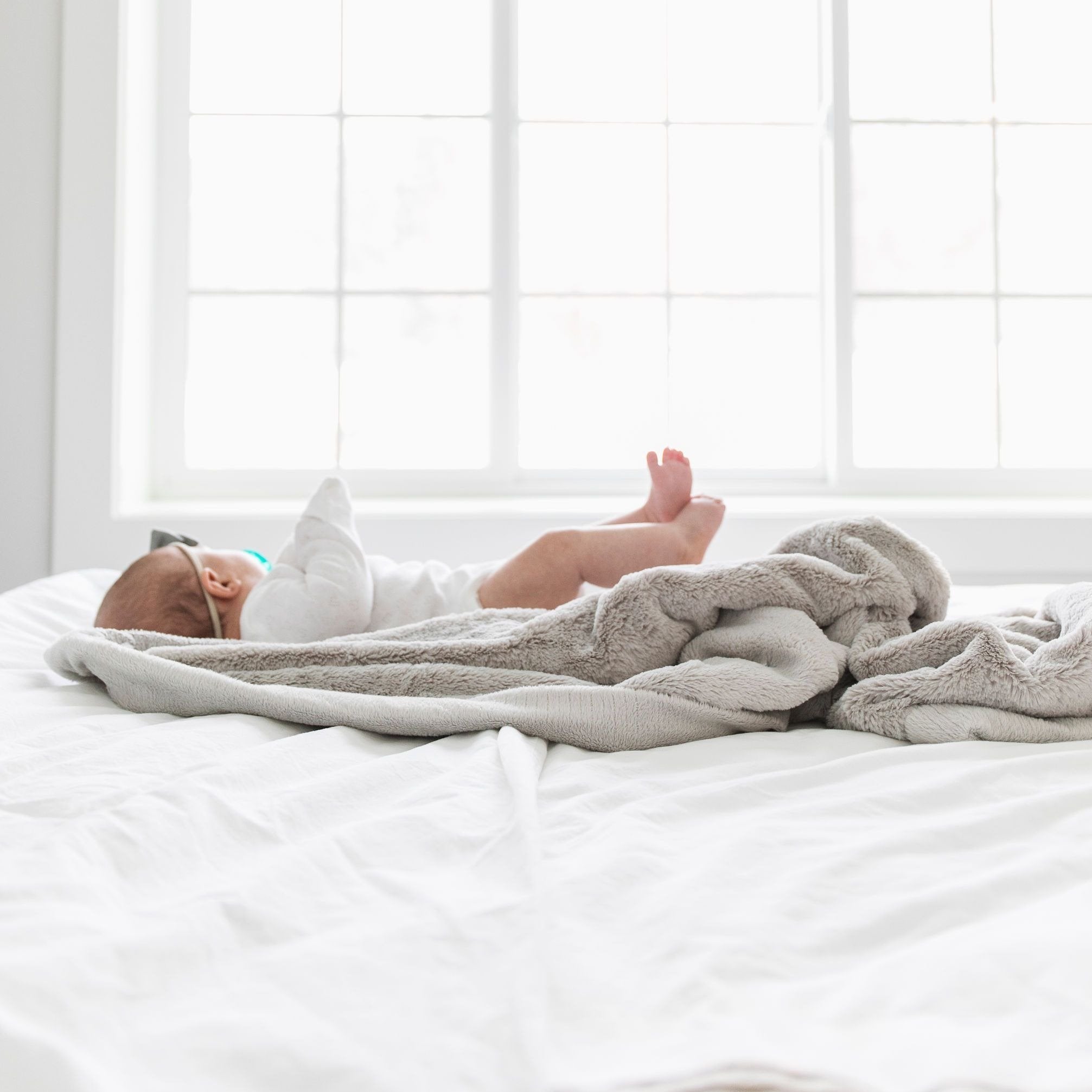 Saranoni Feather Lush Receiving Blanket