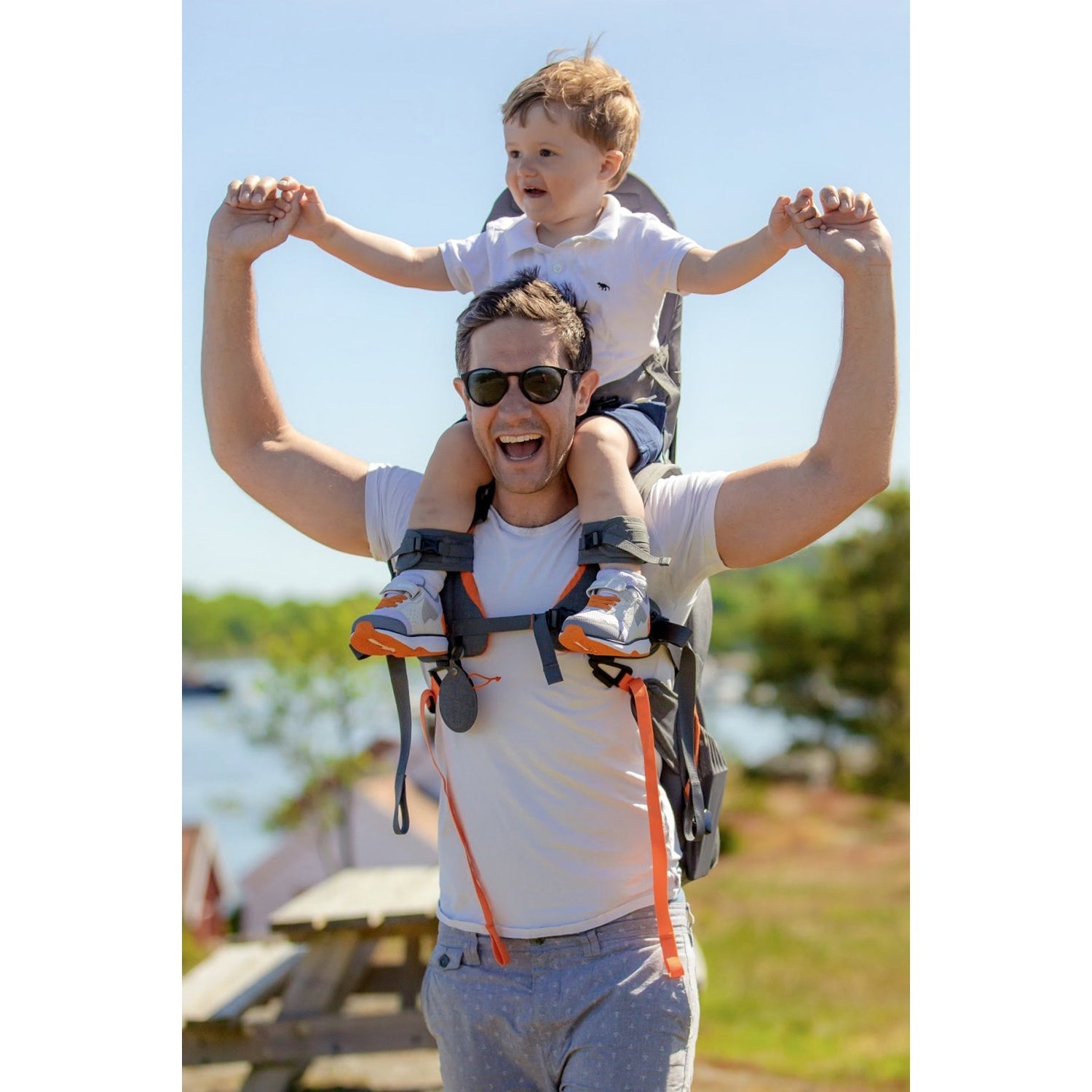 Minimeis G4 Backpack – Storkland & Kids Too!